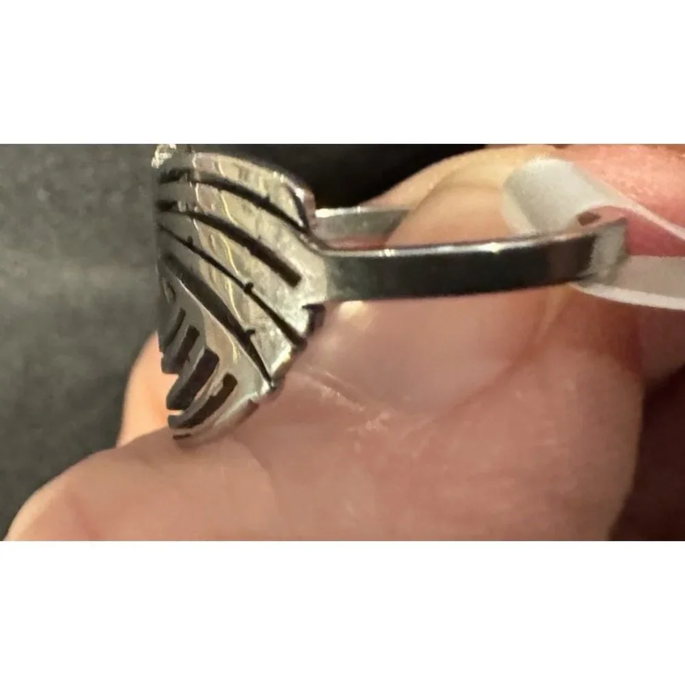 Acero Stainless Steel Silvertone Heart Ring Women's 18 US 8 NEW
